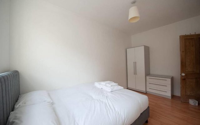 Central London 2BR Apartment in Waterloo