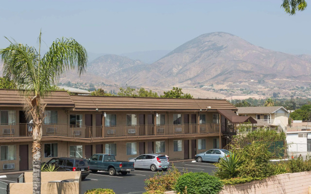 Days Inn by Wyndham San Bernardino Casino