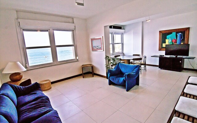 Rio Spot Apartment I001