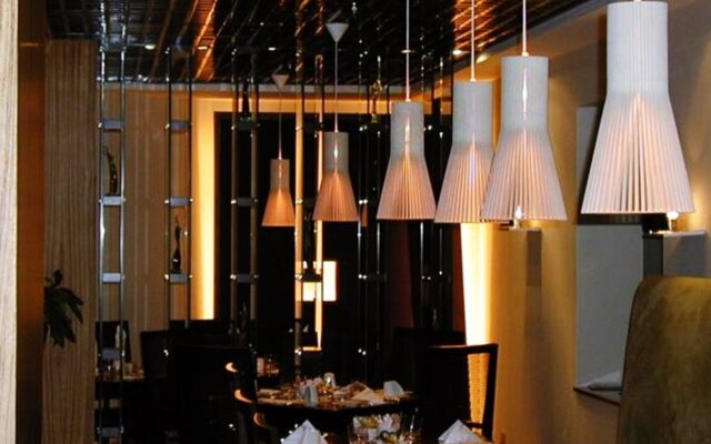 Le Royal Tower Hotel