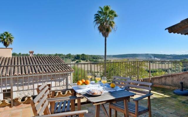 Mallorca Town House With Terrace Sleep 6pax