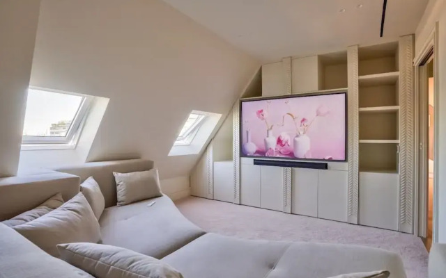 Exceptional Duplex - 4bed/8p - Eiffel Tower View