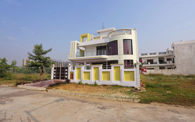 Raj Inn By OYO Rooms