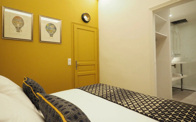 Louvre Opera Private ChicSuites
