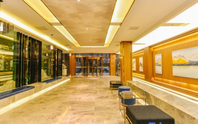 Orange Hotel (Shanghai Hongqiao National International Exhibition Center)
