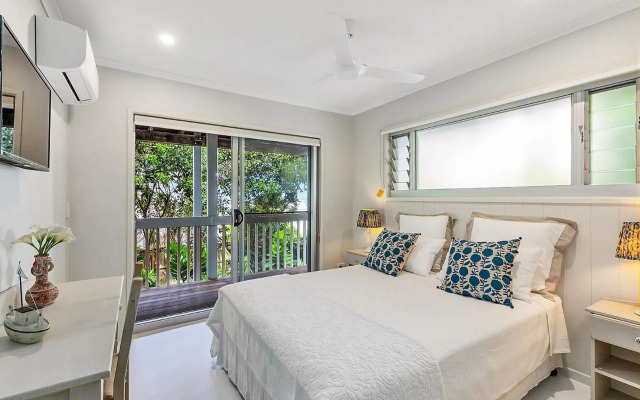 Enterprise St Prestigious Home with Breathtaking Views