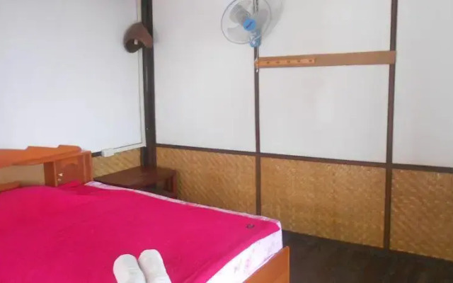 Dok Champa Guesthouse
