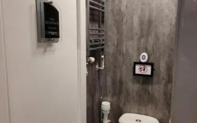 The Residence - NO 8