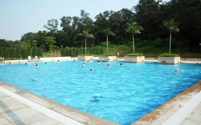 University Town International Hotel