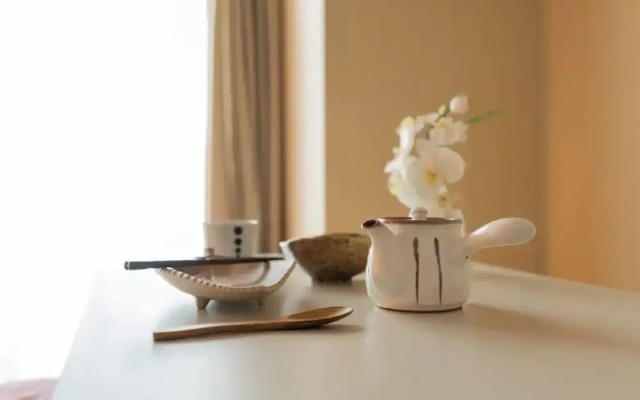 V Boutique House