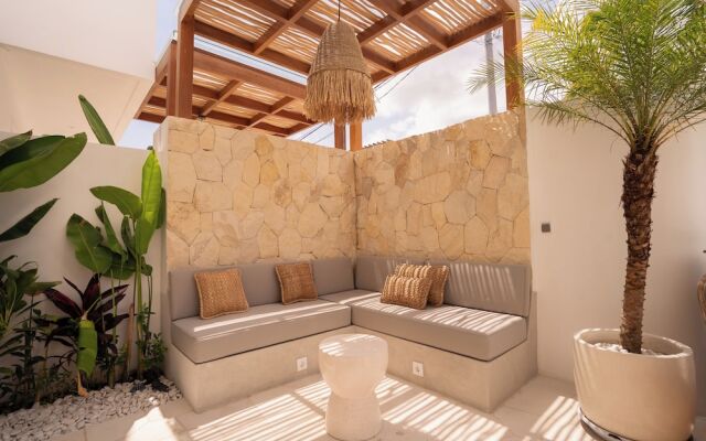 Casa Nata Graceful 2 BR Mediteranian