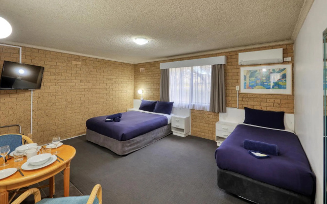 Hamilton Hume Motor Inn – Guest Rooms – Yass