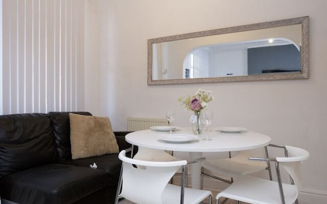 St James Apartment