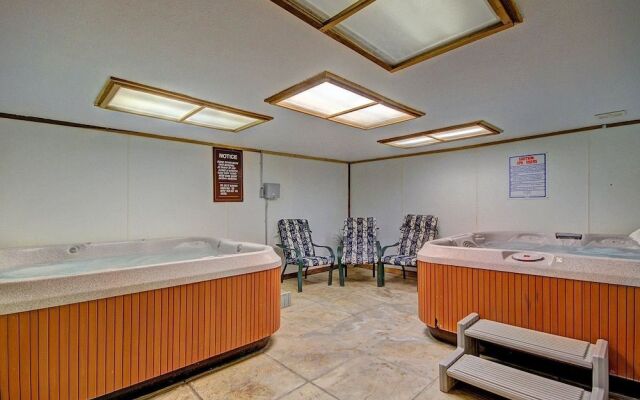 Alpenrose 303 2 Bedroom Condo by RedAwning