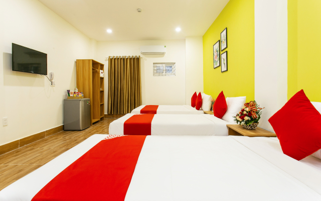 OYO 658 Euro Gold House And Coffee