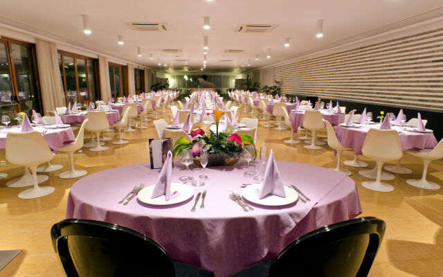 Heracles Village Hotel