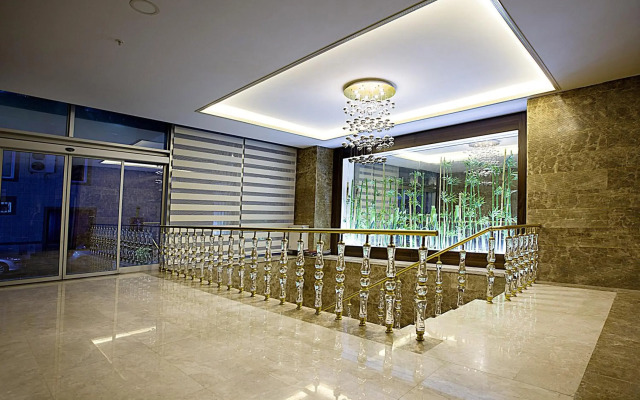 Mitannia Regency Hotel