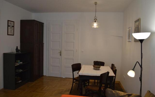 Aha Apartment