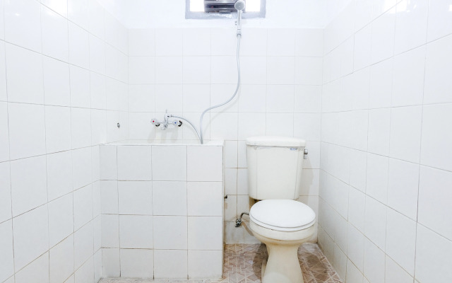 OYO 1036 Hotel Palem 1