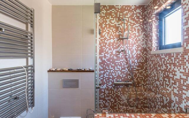 Captivating 2-bed Apartment in Praia da Luz