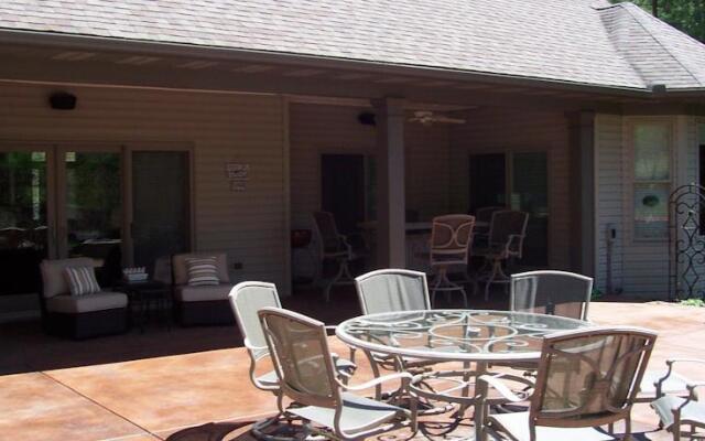 Big Hollow Bed & Breakfast