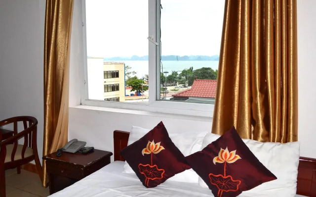 Hoang Long Hotel