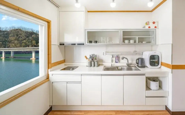 Chuncheon El Dorado Pension