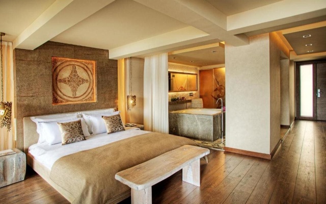 Martı Hemithea Hotel