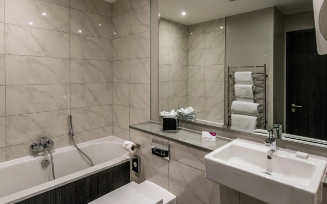 Crowne Plaza Aberdeen Airport by IHG