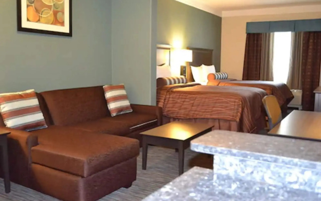 Red River Inn And Suites