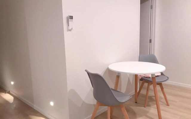 Bright Eden Park two bed townhouse private parking