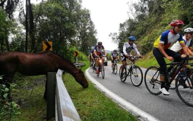 Casa Du Velo Cycling Hotel