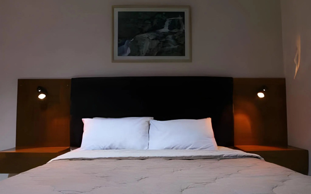 Augusta Sukabumi Hotel – Guest Rooms – Sukabumi