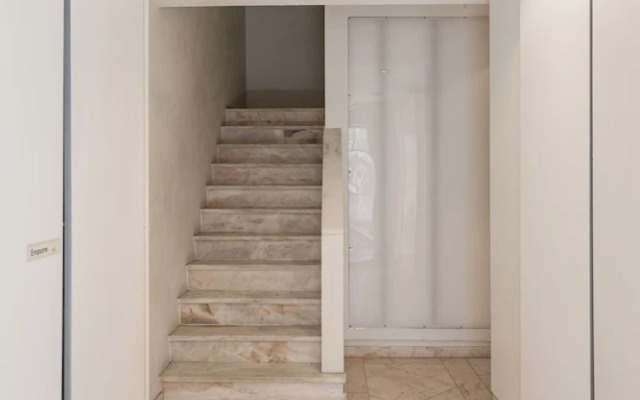 JOIVY Modern flat near Estrela Garden
