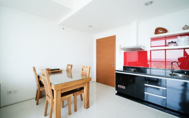 Homey 1Br With Extra Room Apartment At Aryaduta Residence Surabaya