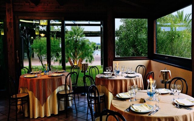 Resort Is Molas Resort