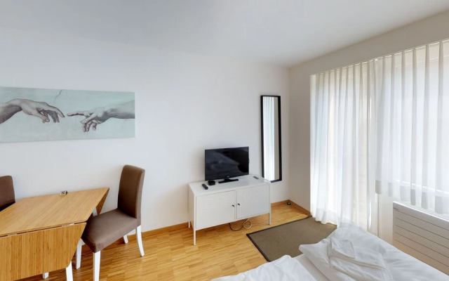 Unique Serviced Living @ Basel SBB station