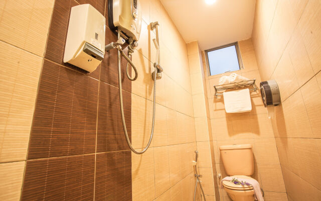 Lavender Inn Nusa Bestari