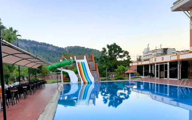 Aware Resort Hotel Spa