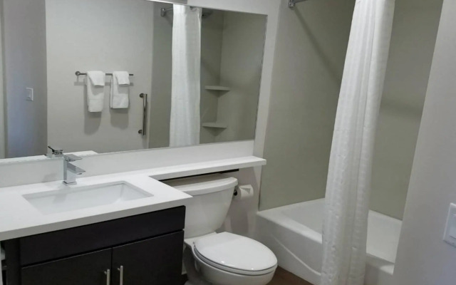 Candlewood Suites Kansas City - Independence by IHG