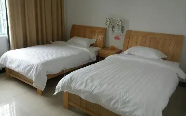 Huandao Holiday Hotel