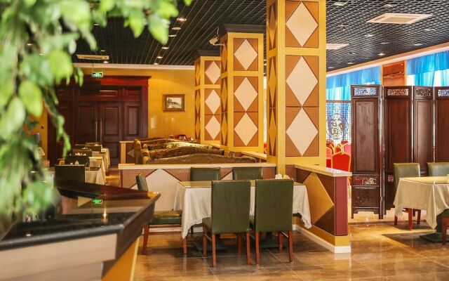 Guanjun Parent Child Theme Hotel