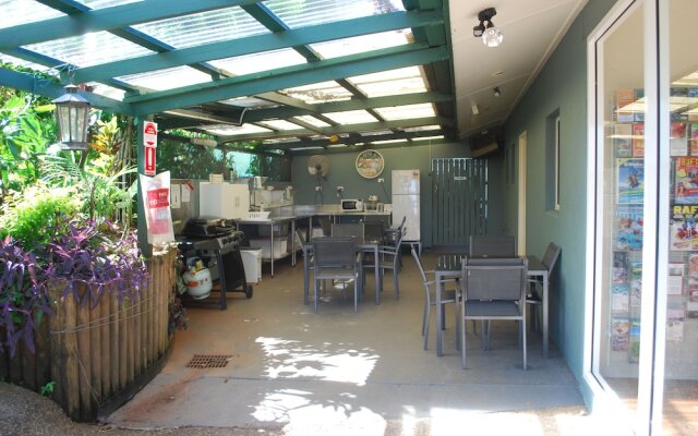 Rainforest Motel