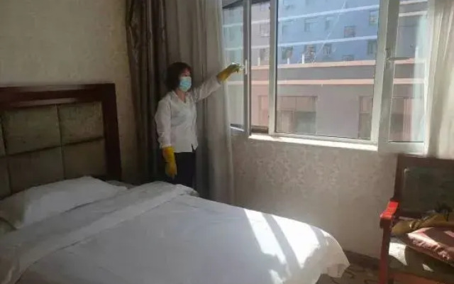 Q+ Shandan Renhe Hotel