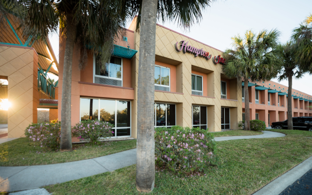 Hampton Inn Brooksville Dade