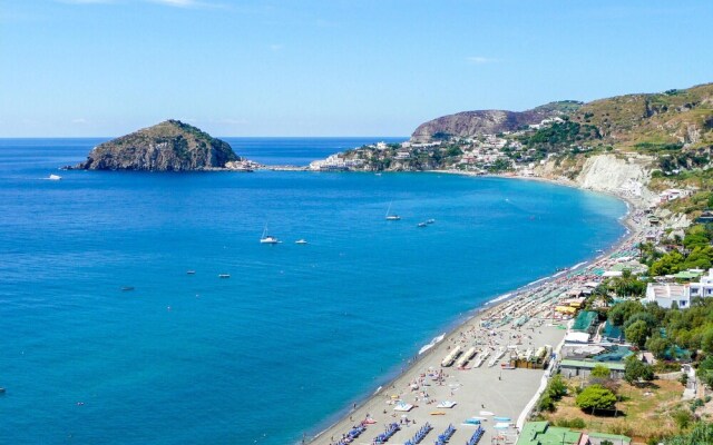 Awesome Apartment in Ischia With Wifi and 2 Bedrooms