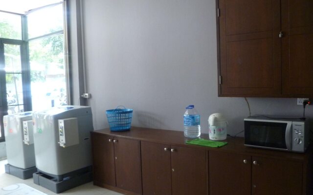 Good Night Chiang Mai