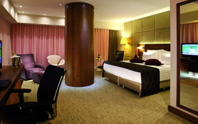 Crowne Plaza Istanbul - Harbiye by IHG