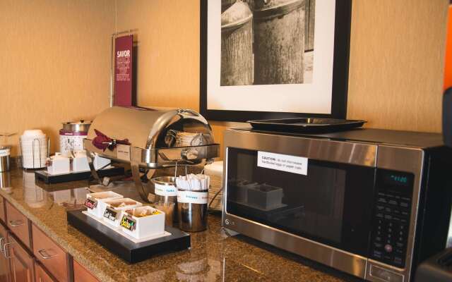 Hampton Inn & Suites Greeley