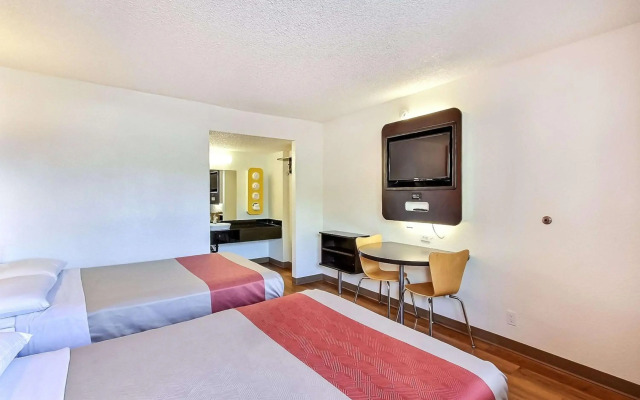 Motel 6 Campbell, CA - San Jose